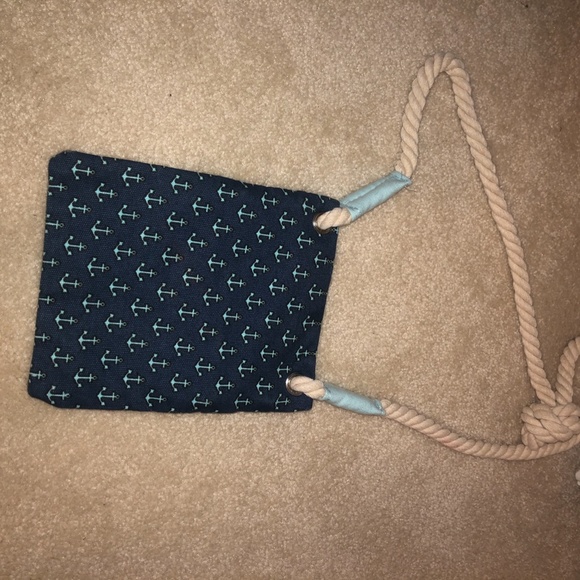 Cayman Islands Purse - Picture 2 of 2